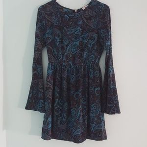 Bell sleeved paisley dress